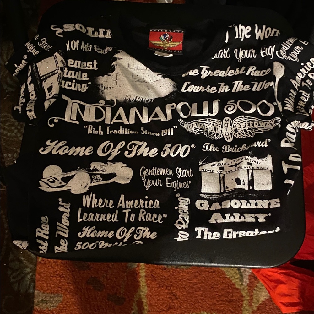 Indianapolis 500 Kids Graphic Tee - black/ white graphics 
Cool graphics